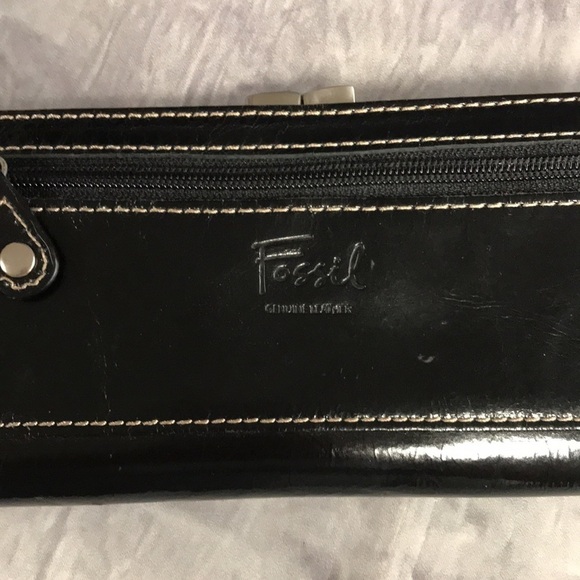 Net Fossil Executive Clutch Wallet - Picture 4 of 12